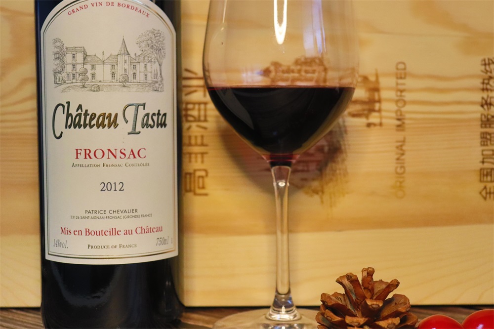 宅男视频网站免费代理批发生意的利润空间怎样